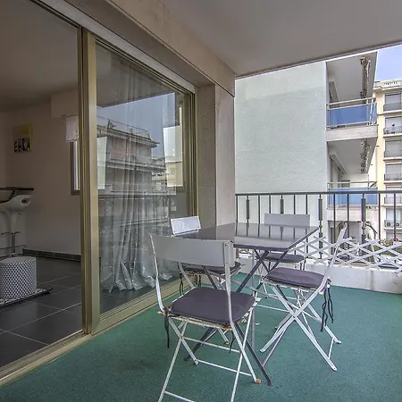 Livia Croisette Palm Beach 4lg Apartment Cannes