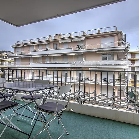 Livia Croisette Palm Beach 4lg Cannes